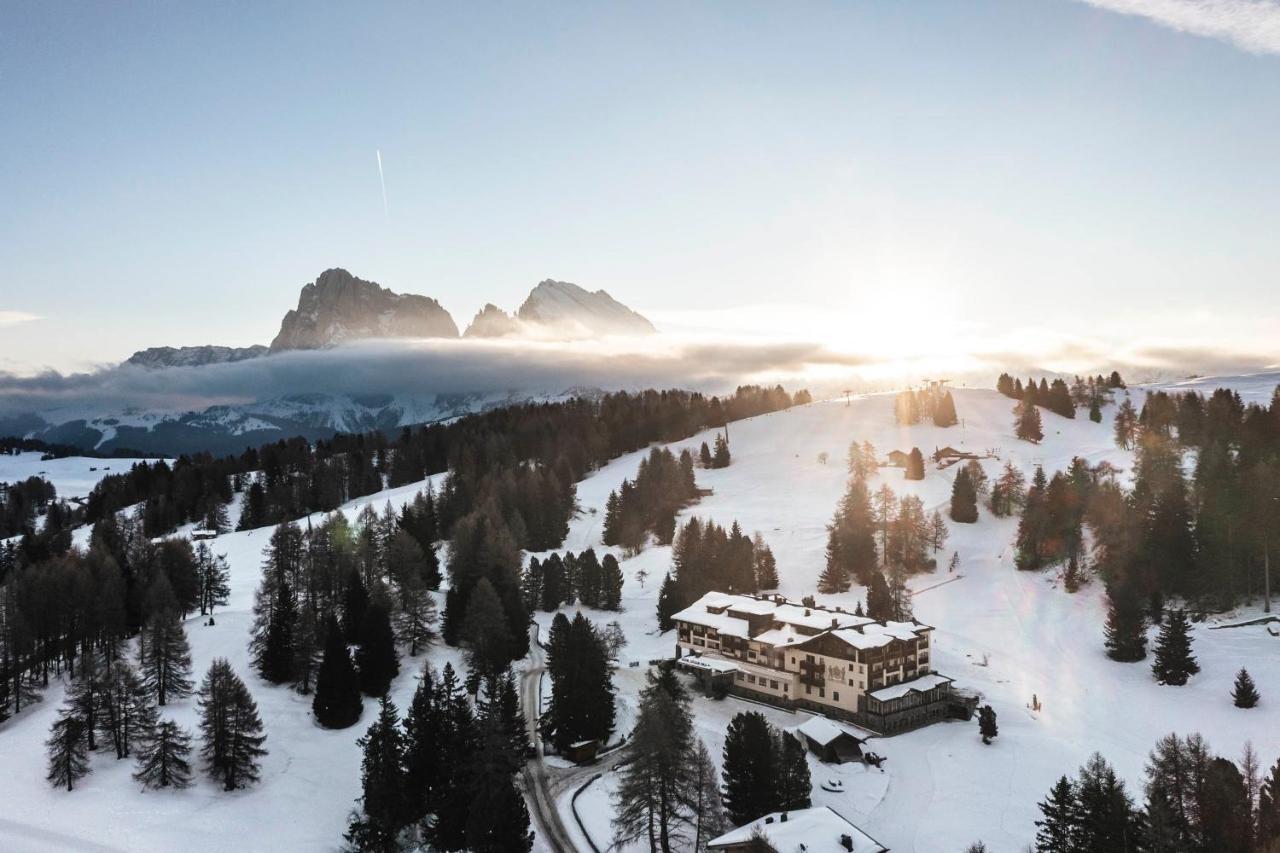 Hotel Steger-Dellai Alpe Di Siusi Exterior foto