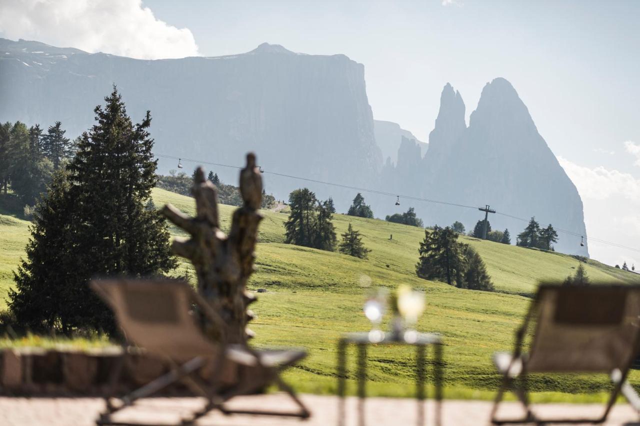 Hotel Steger-Dellai Alpe Di Siusi Exterior foto